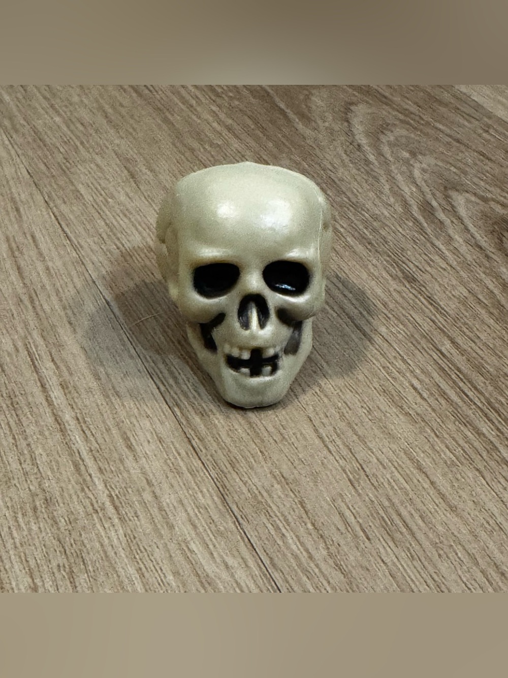 Cream Decorative Skull Accent